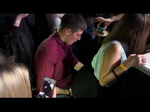 ❤️ एक रूसी नाइट क्लब में असली सेक्स। 18 वर्षीय रूसी लड़की गुदा में और योनि गड़बड़ में एक नाइट क्लब ️❌ सुपर पोर्न पोर्न पर hi.watchhentai.ru ️❤